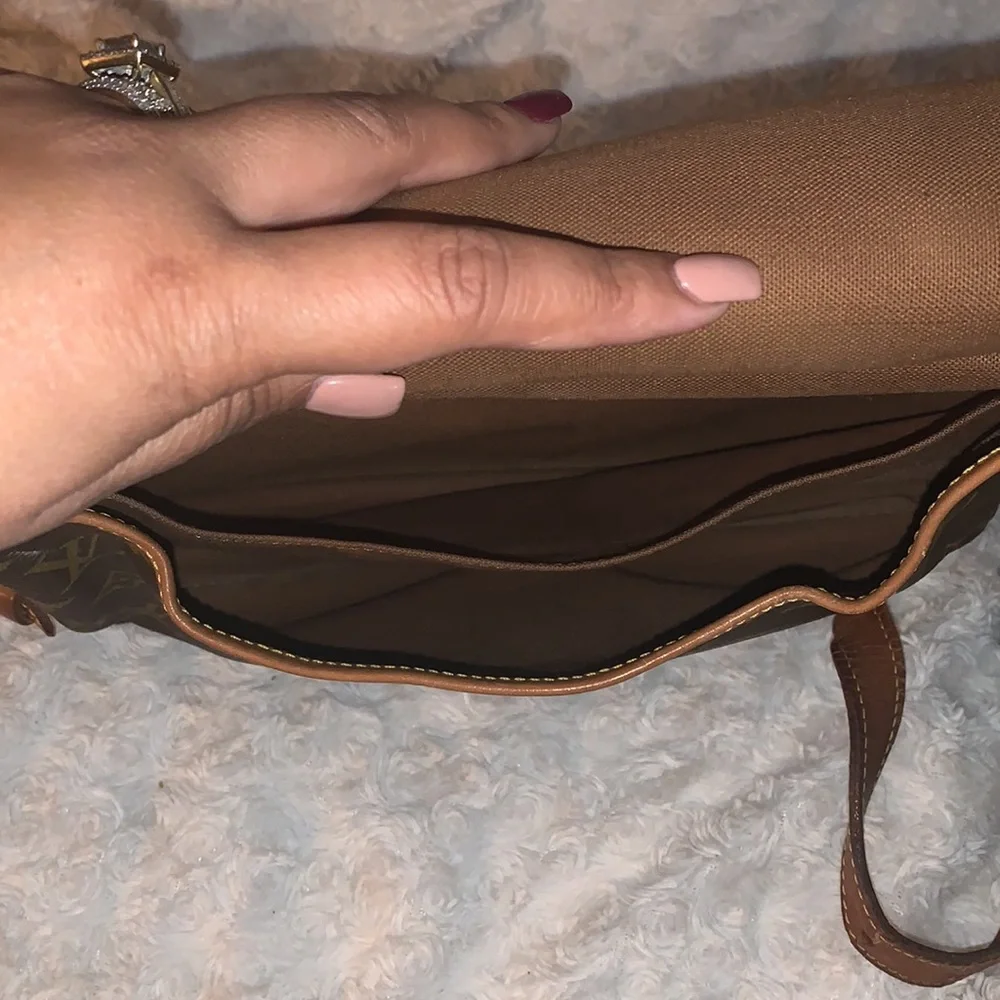 Louis Vuitton Monogram Canvas Brown Tan Crossbody Saddle Bag